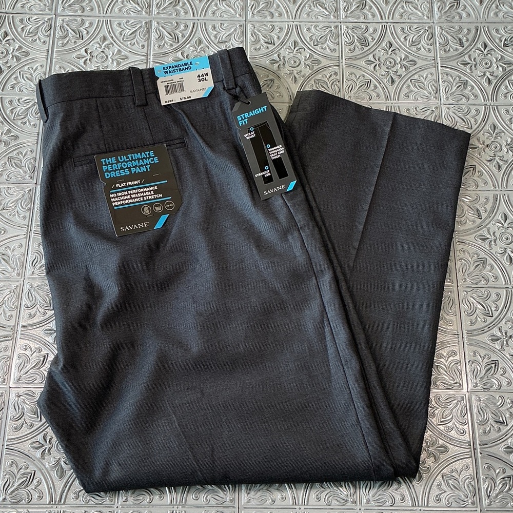 Savane NWT Men’s Gray Dress Pants Straight Fit Expandable Waist 44x30